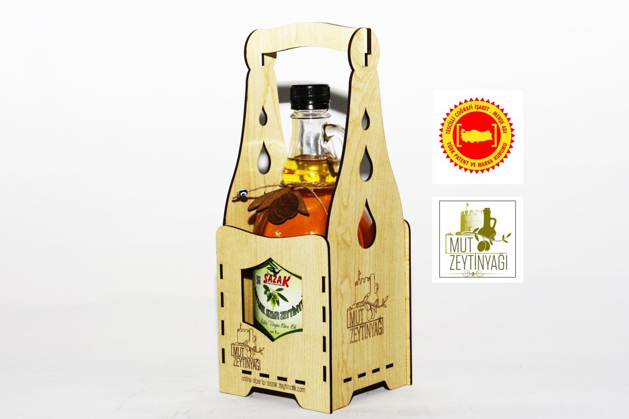 Sazak Hediyelik 1 Lt. Naturel Sızma Zeytinyağı ( Gallone Şişe Hediyelik )