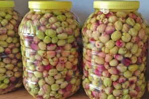 Sazak Kendin Tatlandır Kırma Yeşil Zeytin 5Lt Pet (Yeni Sezon 2025-2026)